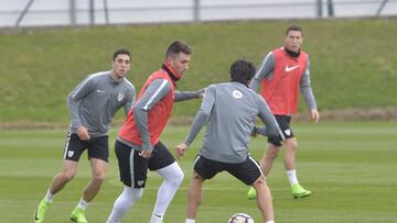 Laporte se ejercita en un entrenamiento en Lezama.