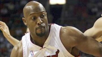 <strong>FIN PARA UNA LEYENDA.</strong> Punto y final para uno de los grandes pívots de la historia: Alonzo Mourning.