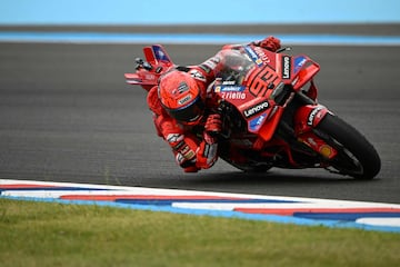 El piloto espa?ol, Marc Mrquez, durante la carrera.