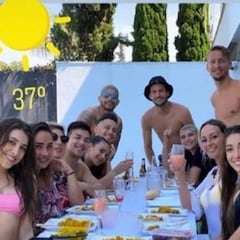 Banega, Ocampos, De Jong y Mudo Vázquez piden perdón por saltarse las normas de la desescalada