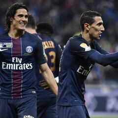 Di María y Cavani, cumpleaños sobre el césped del Bernabéu