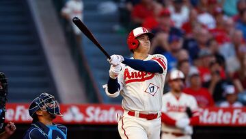 ANAHEIM, CALIFORNIA - AUGUST 18: Shohei Ohtani #17 of the Los Angeles Angels hits a grand slam against the Tampa Bay Rays in the second inning at Angel Stadium of Anaheim on August 18, 2023 in Anaheim, California.   Ronald Martinez/Getty Images/AFP (Photo by RONALD MARTINEZ / GETTY IMAGES NORTH AMERICA / Getty Images via AFP)