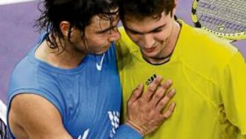 Nadal saluda a Simon