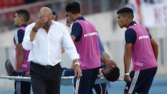 Barrios será baja por 6 meses y suma otro problema a la U