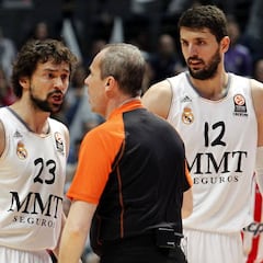 Niko Mirotic adelanta a Sergio Llull