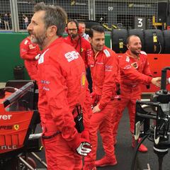 Y el padre de Hamilton tiene sonrisas para Ferrari…