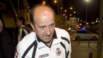 Oltra mide al gato Lotina