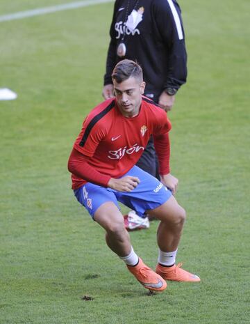 Juan Rodríguez, en un entrenamiento con el Sporting.