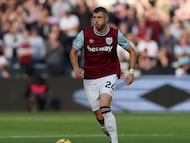 Guido Rodríguez en un partido del West Ham United (Eddie Keogh/Getty Images)