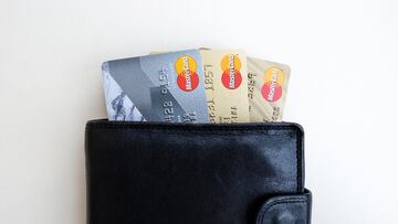 Profeco: Así puedes denunciar a los comercios que te obliguen a pagar la comisión por cobro con tarjeta