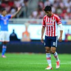 Reyna ve el partido en el palco del Veracruz