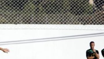 Escribá, en un entrenamiento del Elche.