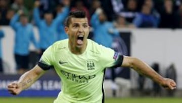 Sergio Ag&uuml;ero celebra su gol al Borussia de M&ouml;nchengladbach.