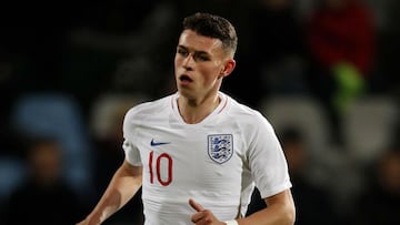 Phil Foden toasts England debut with win over Iceland