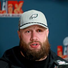 Eagles captain Lane Johnson clears up retirement rumors