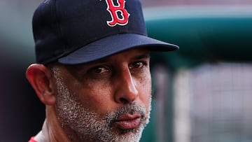WASHINGTON, DC - JULY 05: Manager Alex Cora #13 of the Boston Red Sox reacts during the ninth inning of the game against the Washington Nationals at Nationals Park on July 5, 2025 in Washington, DC. Scott Taetsch/Getty Images/AFP (Photo by Scott Taetsch / GETTY IMAGES NORTH AMERICA / Getty Images via AFP)
