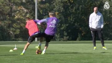 La jugada por la que Zidane felicitó a Coentrao en la sesión