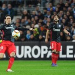 Aritz Aduriz' goal of the season contender, better than Vardy's?