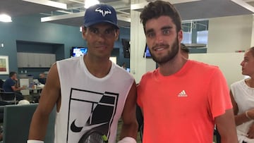 Alejandro Garc&iacute;a Cenzano, con Nadal. 