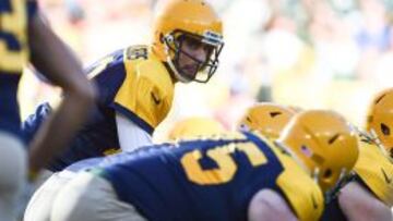 Aaron Rodgers tiene un duro reto frente a la defensa de los Broncos.