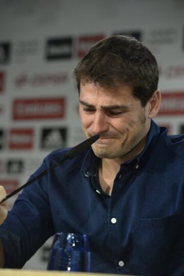 Iker Casillas se emocionó en su despedida