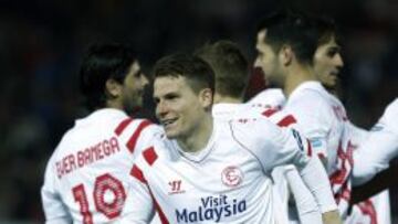 Gameiro celebra su gol ante el Granada