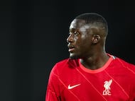 With a contract until June 2026, the French centre-back has not agreed to continue at Liverpool in the future despite negotiations.