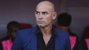 Paco Jémez, flamenco, polémica y fútbol