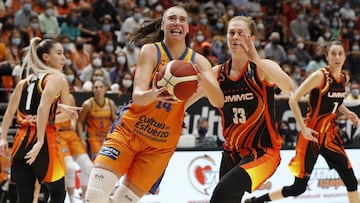 Raquel Carrera, pívot del Valencia Basket.