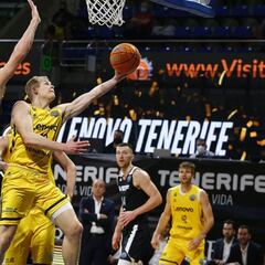 Shermadini tumba al VEF Riga