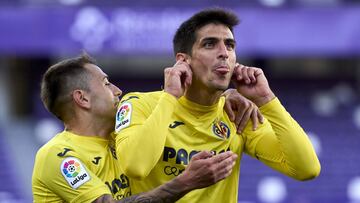 VALLADOLID, SPAIN - MAY 13: Gerard Moreno of Villarreal CF celebrates after scoring his team&#039;s first goal during the La Liga Santander match between Real Valladolid CF and Villarreal CF at Estadio Municipal Jose Zorrilla on May 13, 2021 in Valladolid