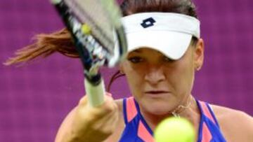 La segunda favorita para llevarse el oro en el torneo olímpico de tenis, la polaca Agnieszka Radwanska, cae por sorpresa en primera ronda ante la alemana Julia Goerges.