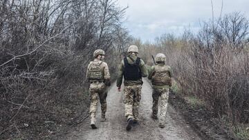 DONBASS, UKRAINE - APRIL 11: Ukrainian soldiers walk through a Ukrainian frontline in Donbass, Ukraine on April 11, 2022. (Photo by Diego Herrera Carcedo/Anadolu Agency via Getty Images)