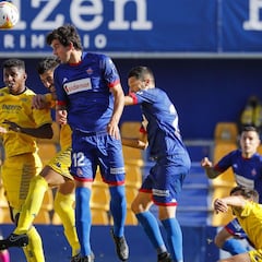 Gual rescata un punto en el último minuto