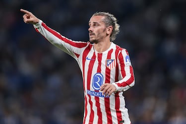 El delantero lleva diez temporadas vistiendo la camiseta (2014-19 y 2021-actualidad) en los que hasta la fecha ha jugado 464 encuentros en los que ha marcado 203 goles, ha dado 93 asistencias, ha visto 51 tarjetas amarillas y 2 rojas. Ha conseguido como rojiblanco tiene una Supercopa de España, una Europa League y una Supercopa de Europa. 