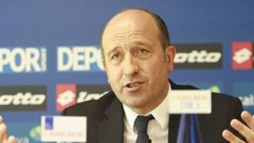 <b>Miguel Ángel Lotina</b>, en rueda de prensa.