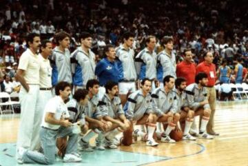 En 1984 Iturriaga hizo historia con sus compañeros de Selección al conseguir la plata olímpica en Los Ángeles 84.