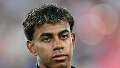 Why is Lamine Yamal not playing for Barcelona today against Osasuna in LaLiga?