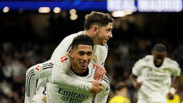 Jude Bellingham celebra un gol anulado por el VAR.