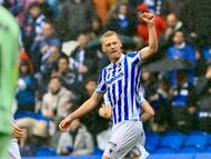 SAN SEBASTIÁN, 11/04/2026.- El jugador de la Real Sociedad Orri Óskarsson celebra su gol contra el Alavés, durante el partido de LaLiga EA Sports disputado este sábado en el Estadio de Anoeta. EFE/ Javi Colmenero