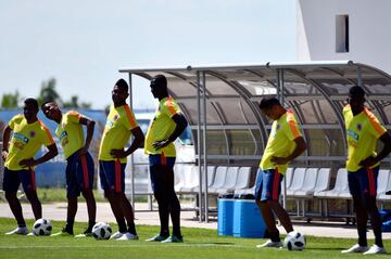 Tras la victoria ante Senegal y la clasificación a octavos de final del Mundial, Colombia vuelve a su campamento y prepara el próximo partido, contra Inglaterra el martes en Moscú.