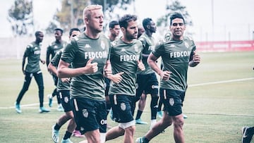 Falcao García lesionado previo al duelo ante el Metz