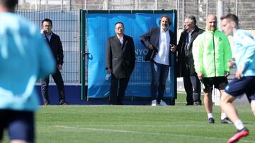 02/02/20 ENTRENAMIENTO ESPANYOL CHEN YANSHENG PRESIDENTE ESPANYOL
 FOTO:ESPANYOL
 PUBLICADA 14/03/20 NA MA24 1COL
 PUBLICADA 19/03/20 NA MA23 1COL