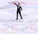 Récord mundial de Chen y Hanyu se queja de "un agujero"