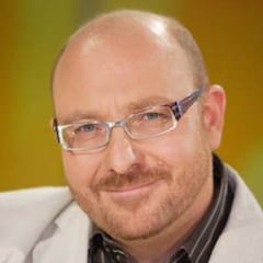 La nueva vida de Javier Capitán, el presentador de ‘El informal’ que marcó a una generación y entró en política