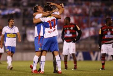 14 de abril de 2010: Con goles de Damián Díaz y Francisco Silva, Universidad Católica vence 2-0 a Flamengo de Brasil por Copa Libertadores.