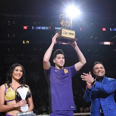 Récord histórico de Booker (28), que se lleva la final contra Klay