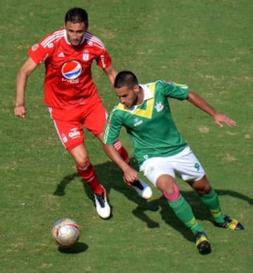 Después de cinco temporadas en la B, regresa a la primera división.