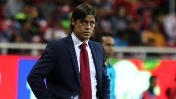 El fracaso de Chivas está consumado. El campeón de Liga y Copa se ha caído apenas unos meses después de alcanzar la gloria.