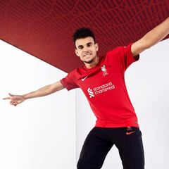 Luis Díaz ya luce la camiseta de Liverpool para la temporada 22/23